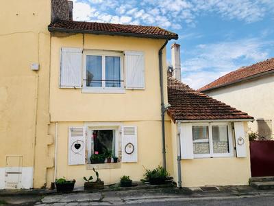 Maison de village - 79 m² - 5 pièces