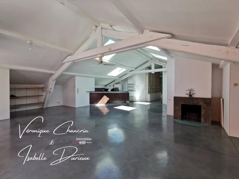 Loft - 181 m² - 5 pièces