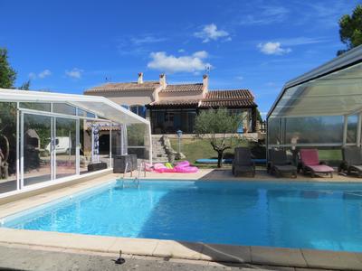 Maison - 172 m² - 9 pièces