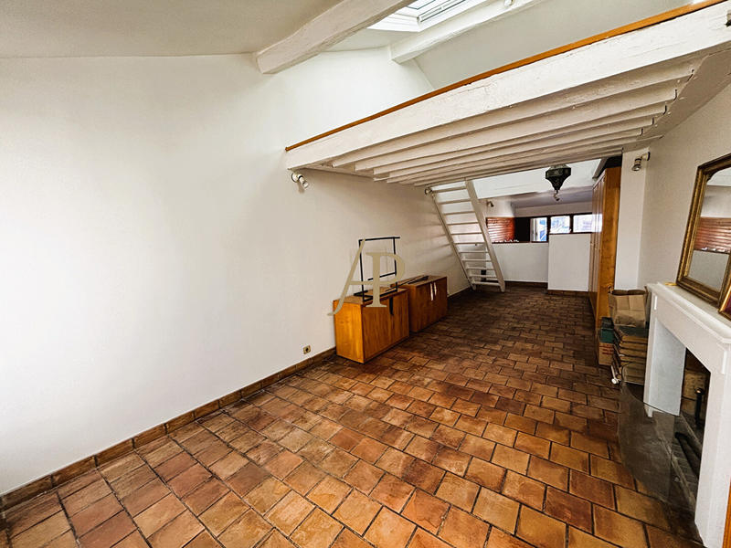 Appartement - 121 m² - 5 pièces