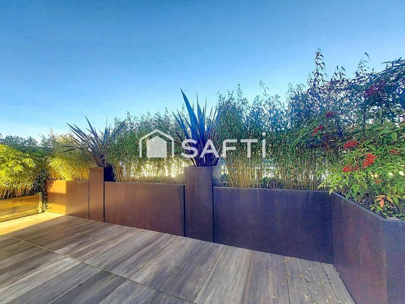 Maison - 93 m² - 5 pièces