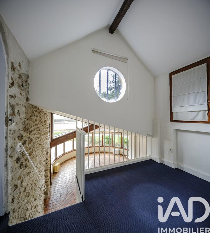 Maison - 205 m² - 7 pièces