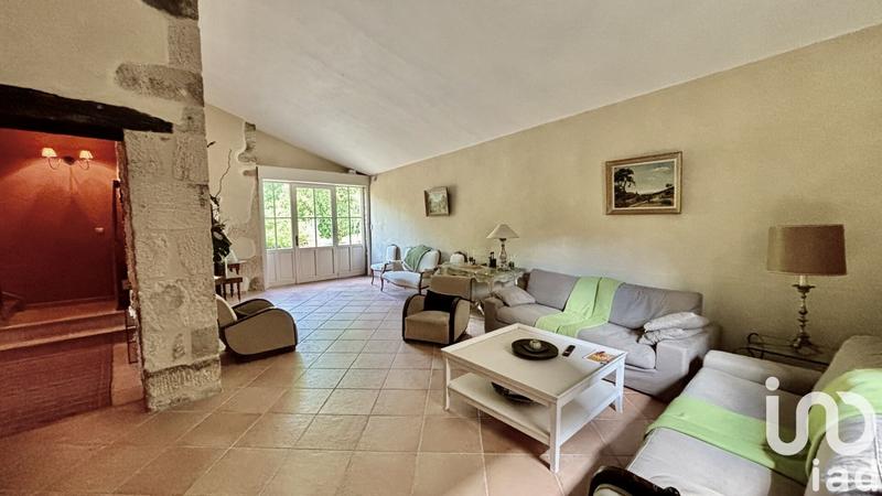 Maison - 404 m² - 12 pièces