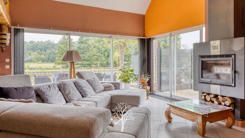 Maison bourgeoise - 212 m² - 8 pièces