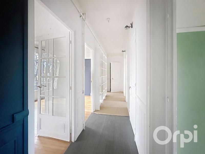 Immeuble - 332 m² - 9 pièces