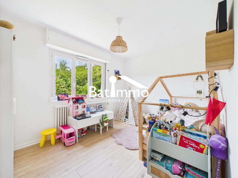 Maison - 121 m² - 5 pièces