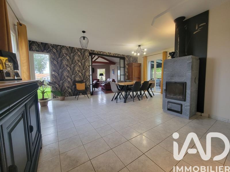 Maison - 120 m² - 6 pièces