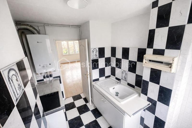 Appartement - 58 m² - 4 pièces