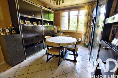 Maison - 103 m² - 5 pièces