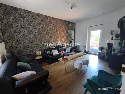 Maison - 180 m² - 7 pièces