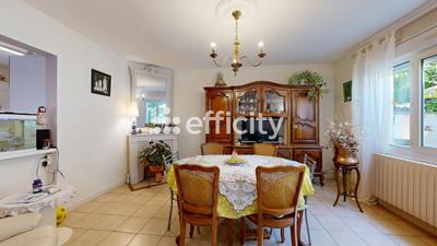 Maison - 150 m² - 6 pièces