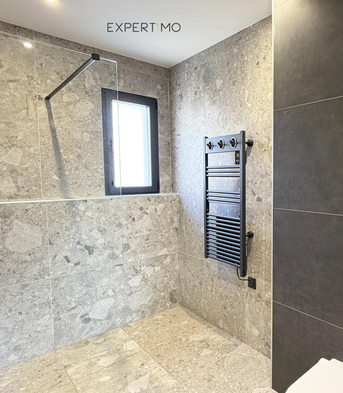 Maison - 139 m² - 5 pièces