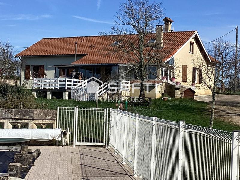 Maison - 203 m² - 8 pièces