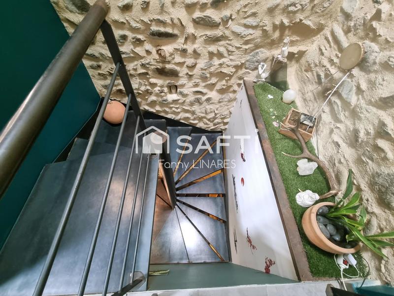 Maison - 105 m² - 4 pièces