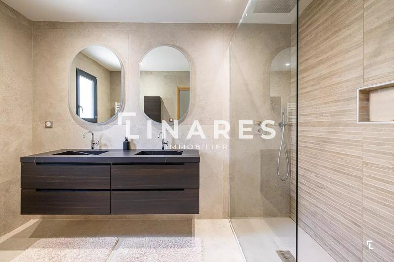 Maison - 145 m² - 4 pièces