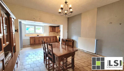 Maison - 95 m² - 6 pièces