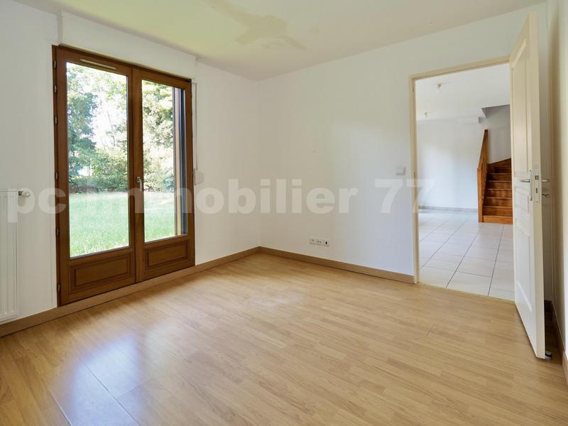 Maison de bois - 98 m² - 6 pièces