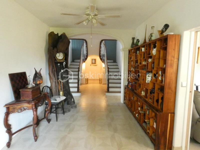 Maison ancienne - 206 m² - 6 pièces