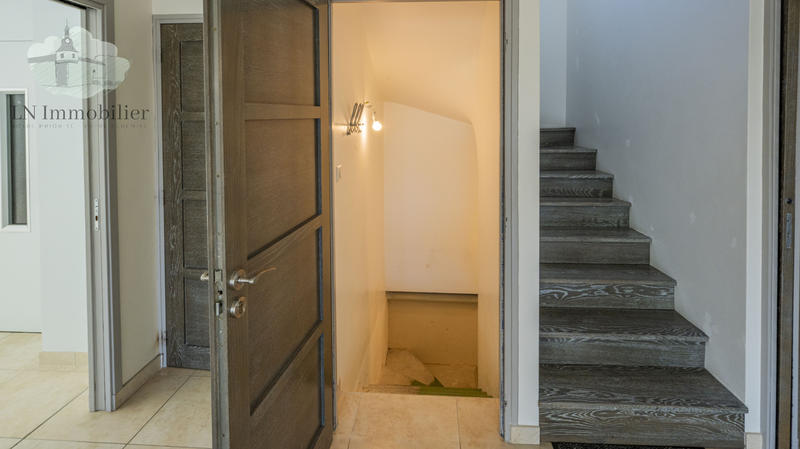 Maison - 162 m² - 6 pièces