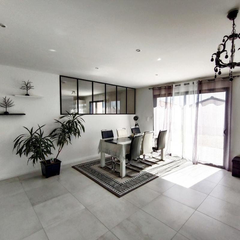 Maison - 131 m² - 8 pièces