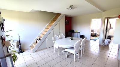 Maison - 96 m² - 6 pièces