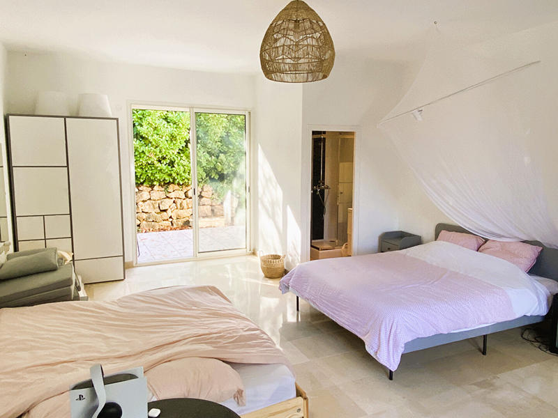 Villa - 234 m² - 6 pièces