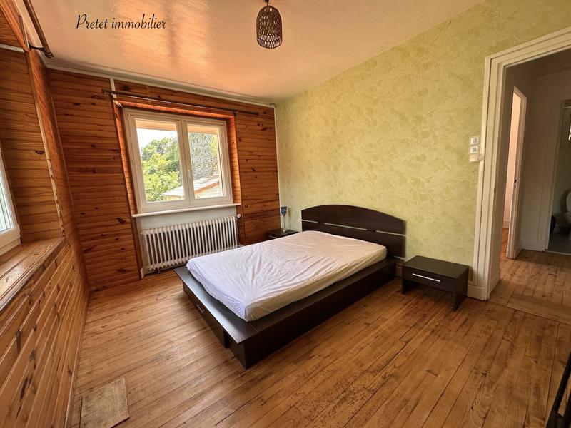 Maison - 96 m² - 6 pièces