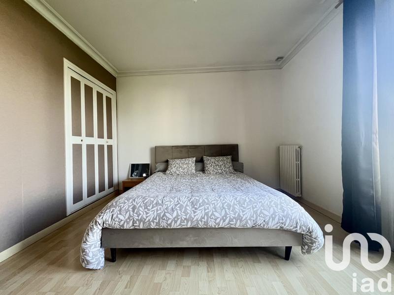 Maison - 197 m² - 10 pièces