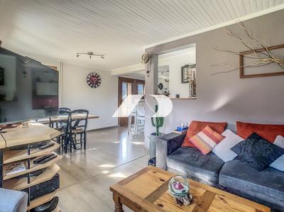 Appartement - 75 m² - 3 pièces