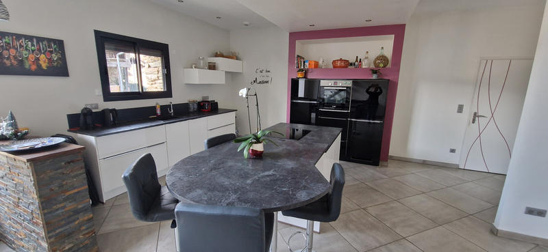 Maison - 166 m² - 6 pièces