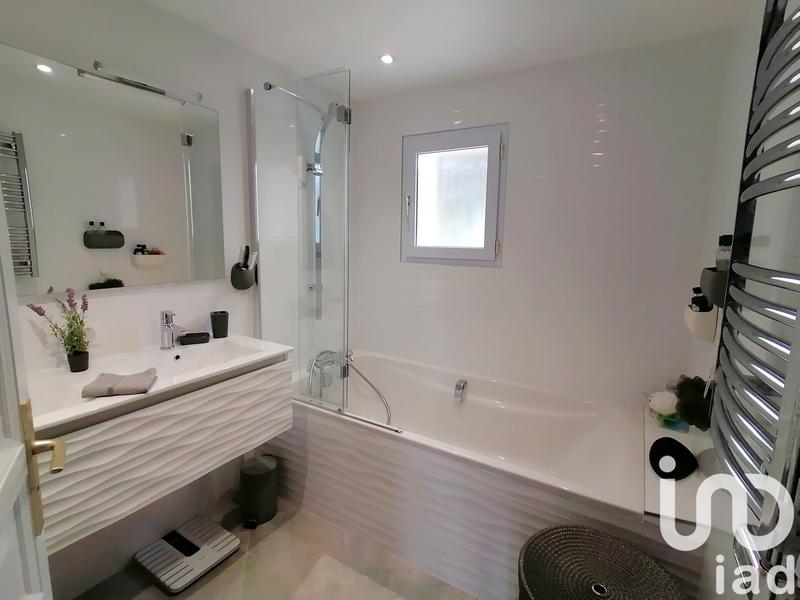 Maison - 151 m² - 5 pièces