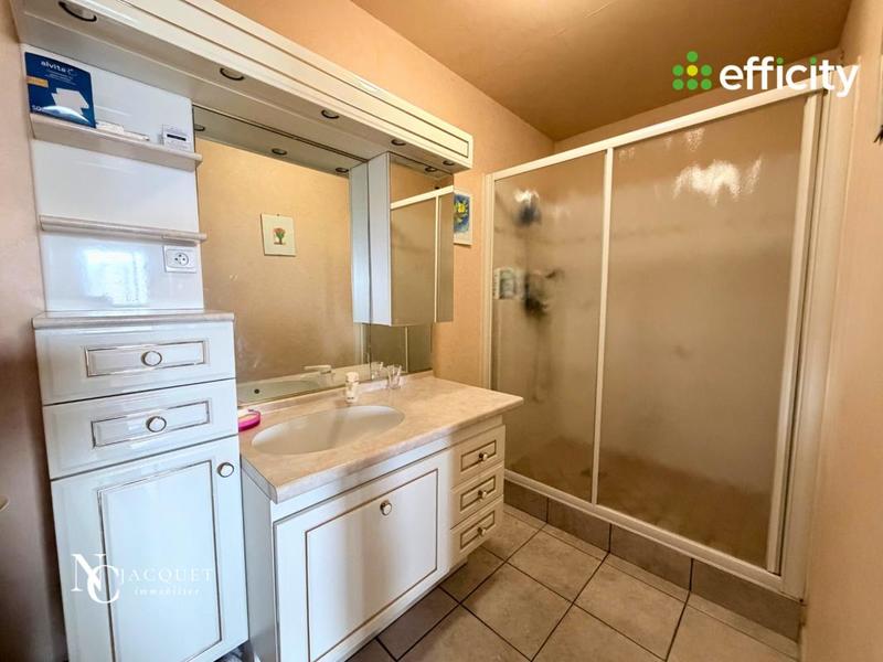 Appartement - 75 m² - 3 pièces