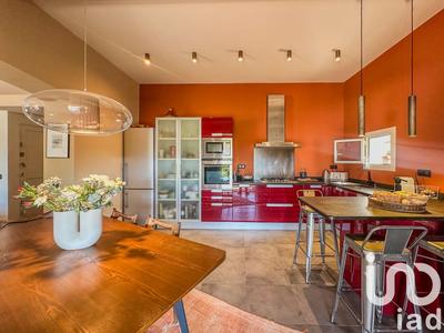 Maison - 182 m² - 7 pièces