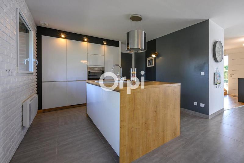 Maison - 91 m² - 4 pièces