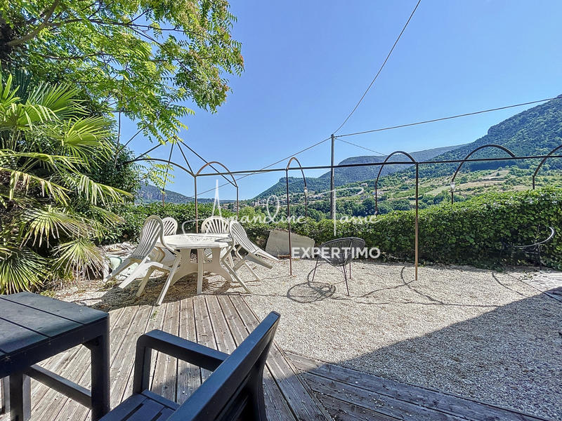 Maison - 155 m² - 6 pièces