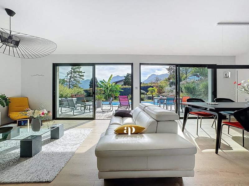 Maison - 112 m² - 4 pièces