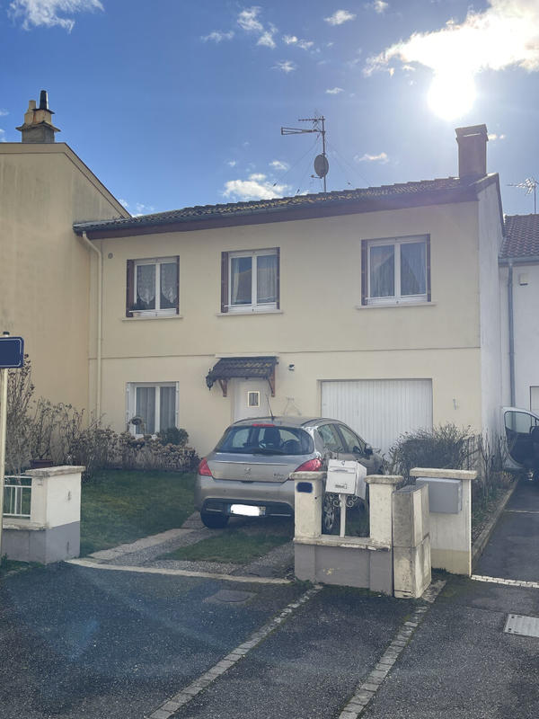Maison - 91 m² - 5 pièces