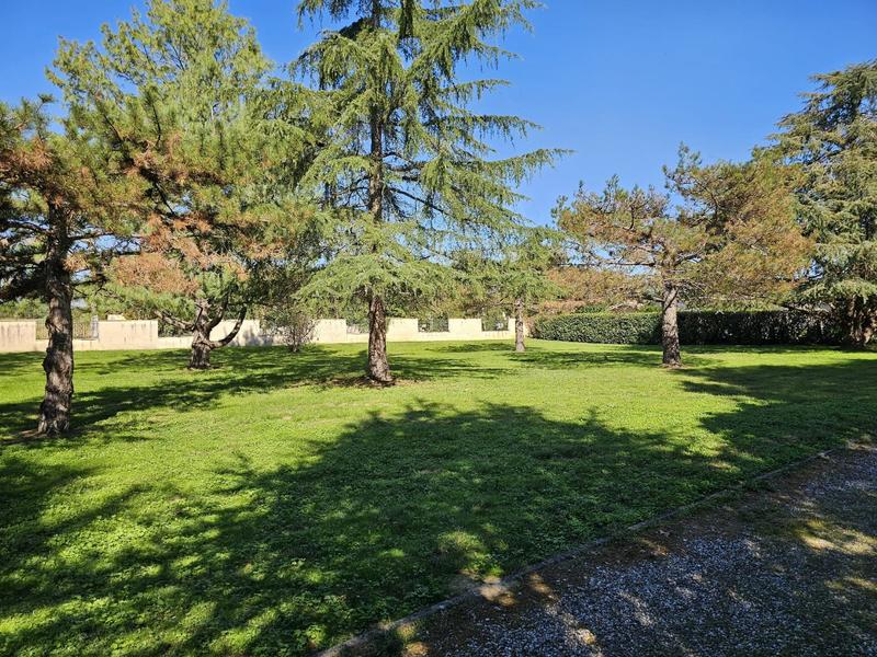 Villa - 250 m² - 6 pièces