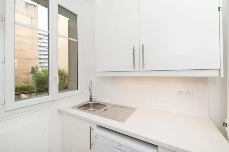 Chambre - 12 m² - 4 pièces