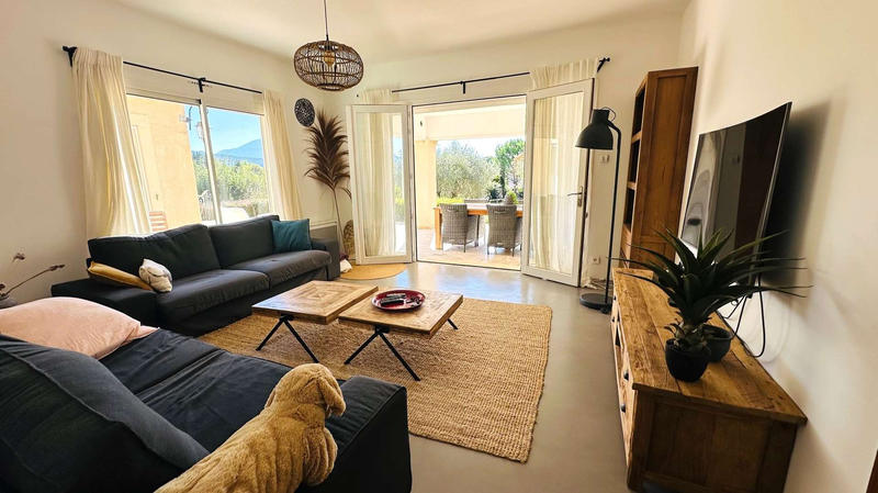 Villa - 250 m² - 10 pièces