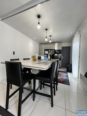 Maison - 110 m² - 6 pièces