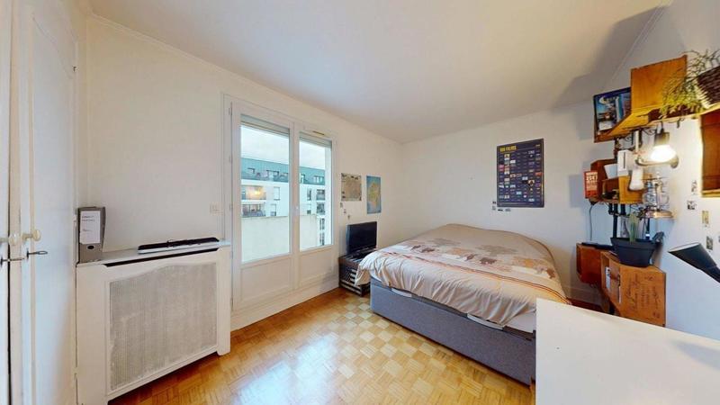 Appartement - 100 m² - 5 pièces