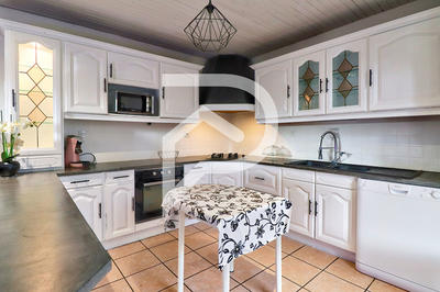 Villa - 144 m² - 7 pièces