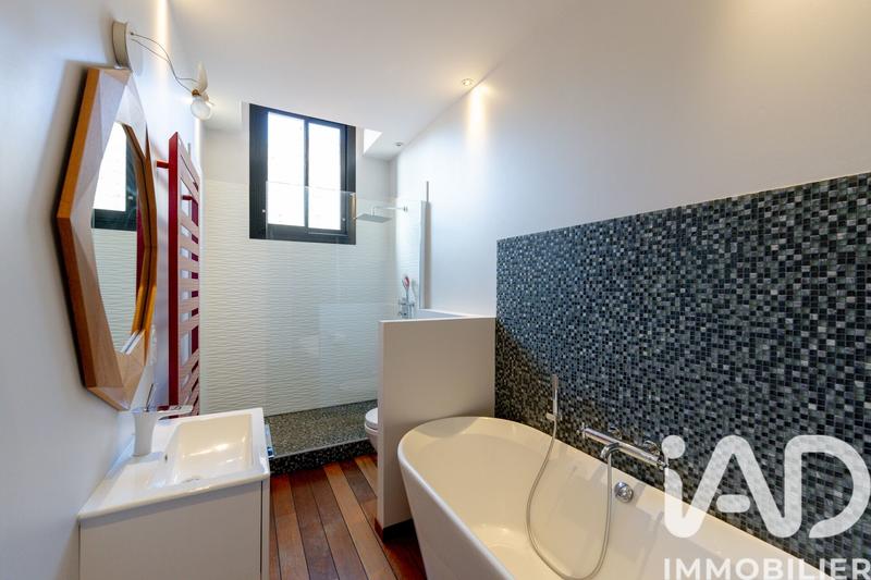 Maison de ville - 236 m² - 8 pièces