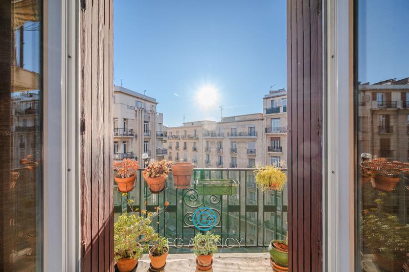 Appartement - 102 m² - 4 pièces