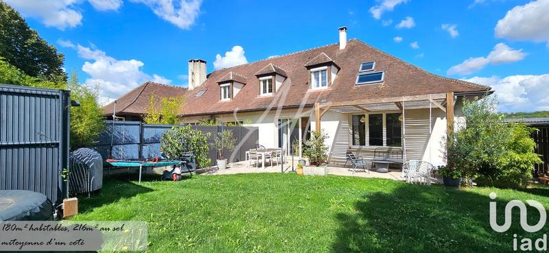 Maison - 180 m² - 6 pièces