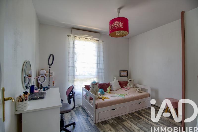 Maison - 93 m² - 5 pièces