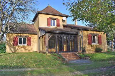 Maison - 122 m² - 6 pièces