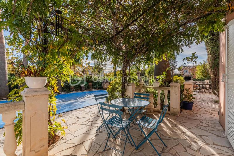 Maison - 163 m² - 5 pièces