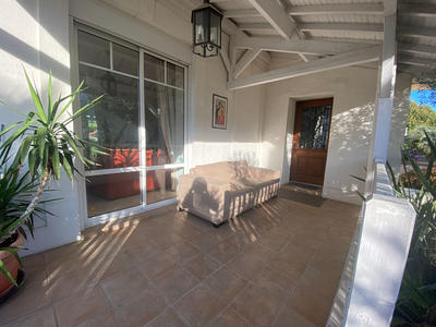 Maison - 212 m² - 8 pièces